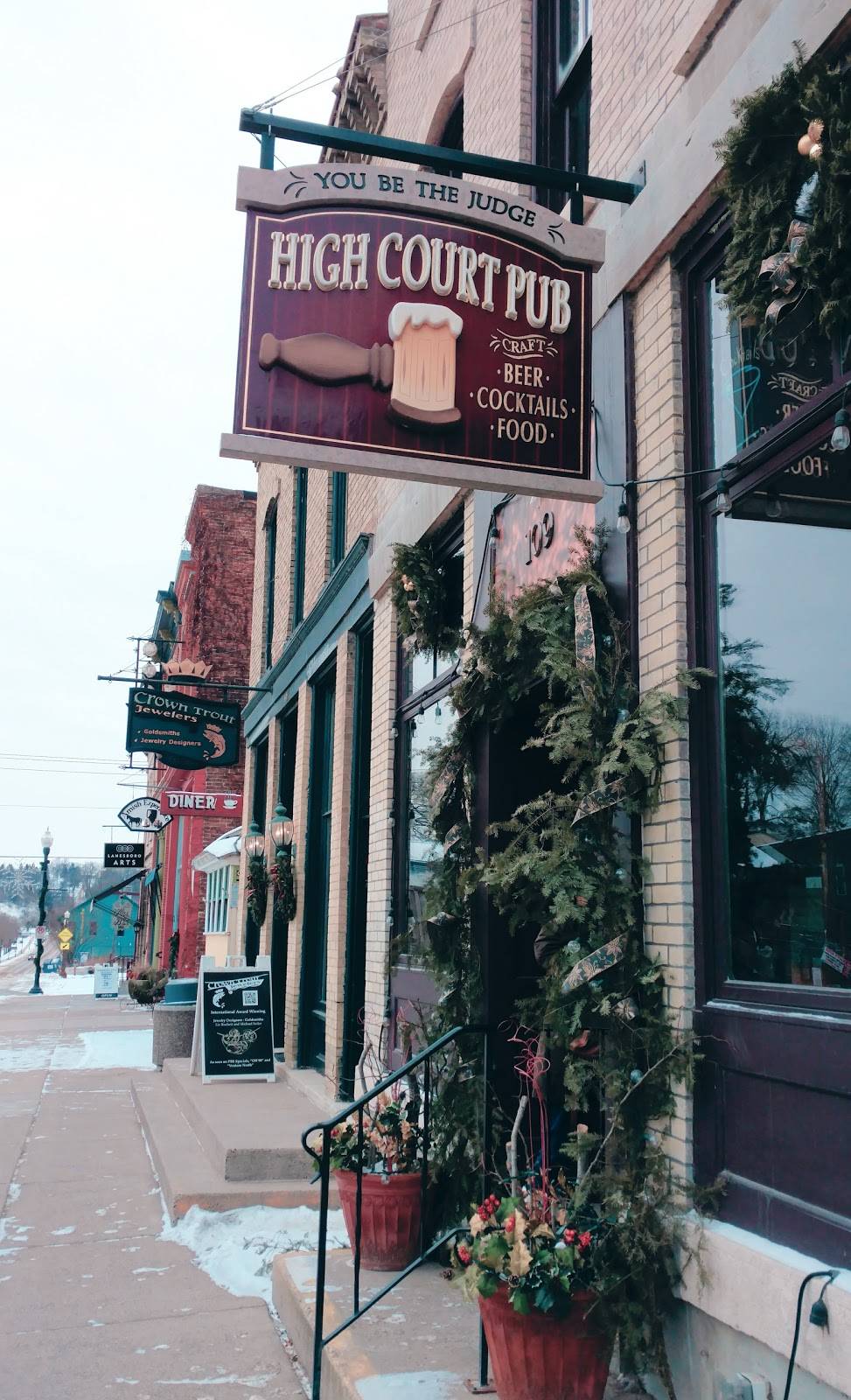 High Court Pub | restaurant | 109 Parkway Ave N, Lanesboro, MN 55949, USA | 5074672782 OR +1 507-467-2782