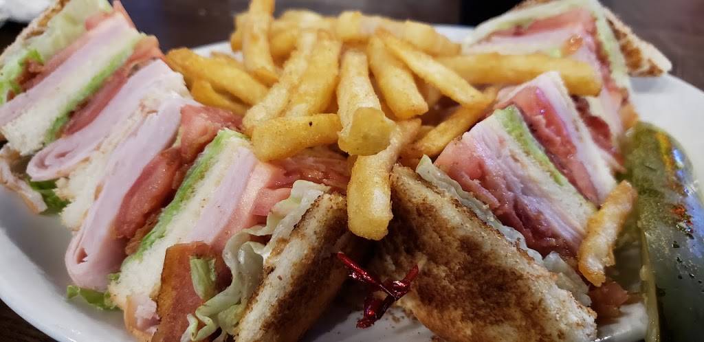 Salernos Pizzeria & Sports Bar | restaurant | 9301 W 63rd St, Hodgkins, IL 60525, USA | 7083540099 OR +1 708-354-0099