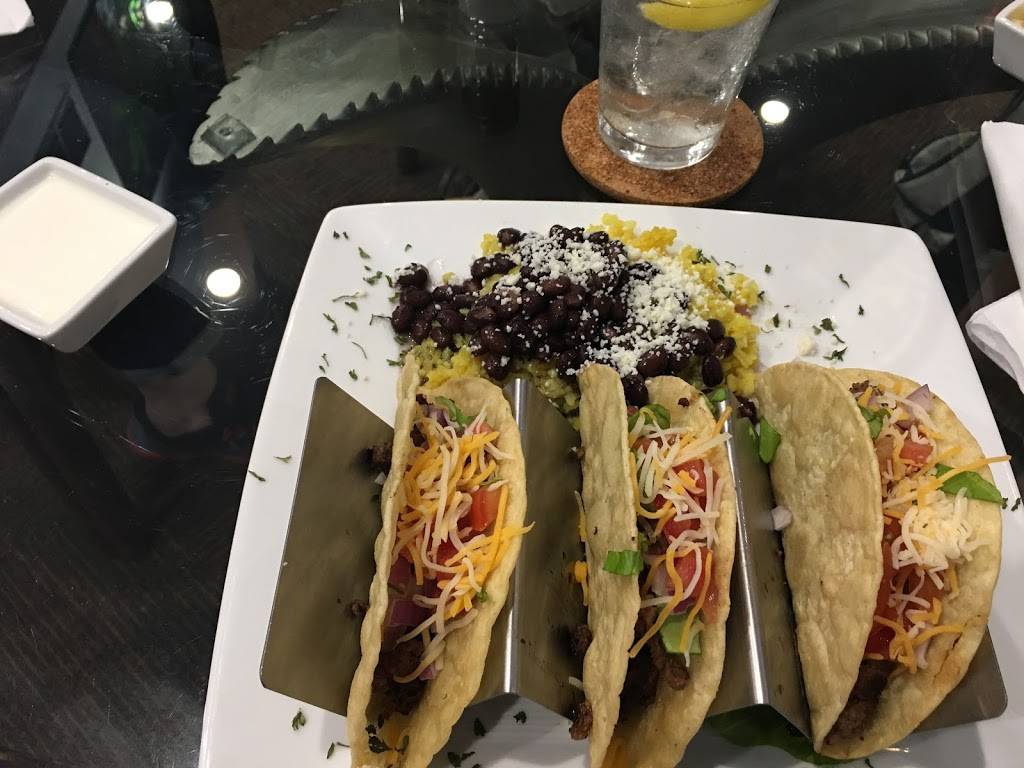 Beach Box Eatery | restaurant | 1400 E Fort Macon Rd, Atlantic Beach, NC 28512, USA | 2522229992 OR +1 252-222-9992