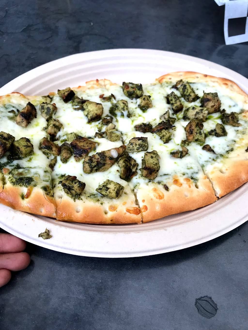 Spring Street Beer and Wine Garden | restaurant | 1920 Houston Ave, Houston, TX 77007, USA | 7134899340 OR +1 713-489-9340