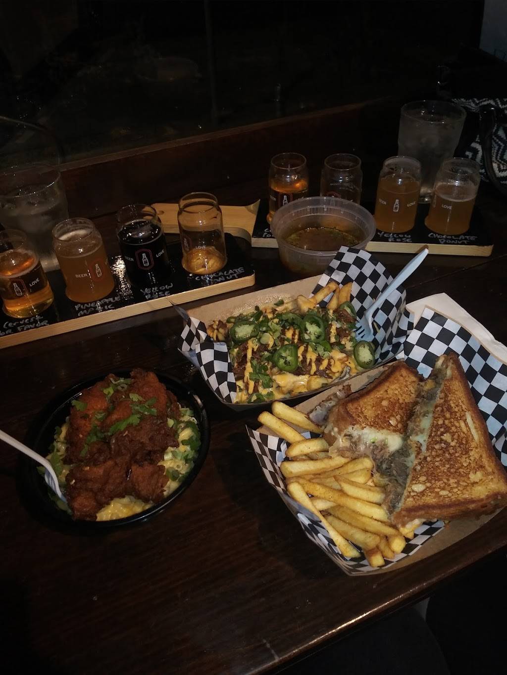 The Melt on Wheels | restaurant | Inside Craft Beer Cellar, 907 Franklin St, Houston, TX 77002, USA | 7132270199 OR +1 713-227-0199