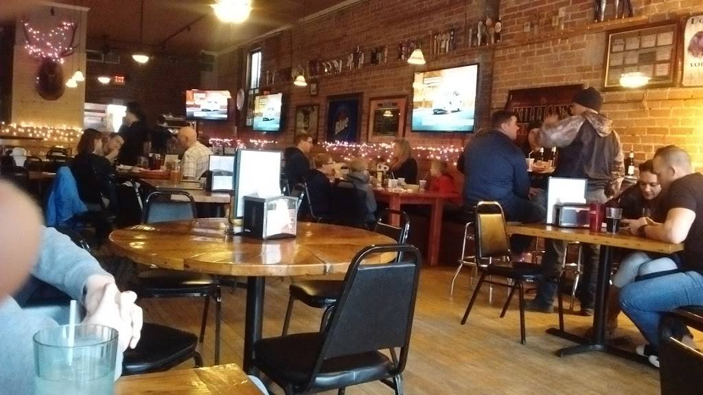 Dans Downtown Tavern | restaurant | 103 E Michigan Ave, Saline, MI 48176, USA | 7344293159 OR +1 734-429-3159