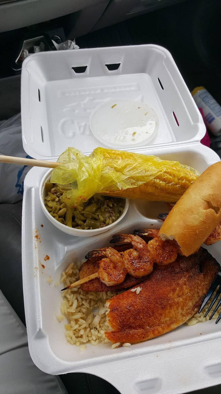 Captain Ds | restaurant | 2460 Pio Nono Ave, Macon, GA 31206, USA | 4787849050 OR +1 478-784-9050