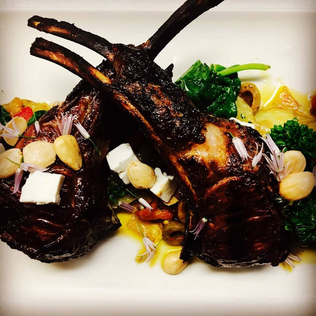 Smoke and Porter Public House | restaurant | 1752 N. U.S. 31 North, Traverse City, MI 49686, USA | 2316425020 OR +1 231-642-5020