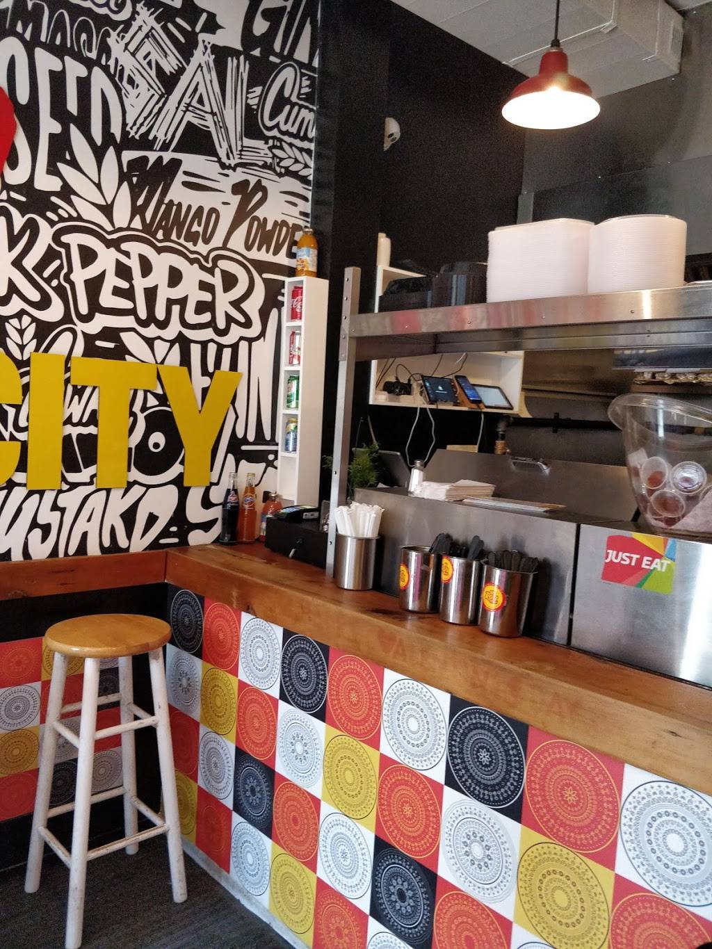 My Roti Place | restaurant | 948 Queen St E, Toronto, ON M4M 1J7, Canada | 4167784448 OR +1 416-778-4448