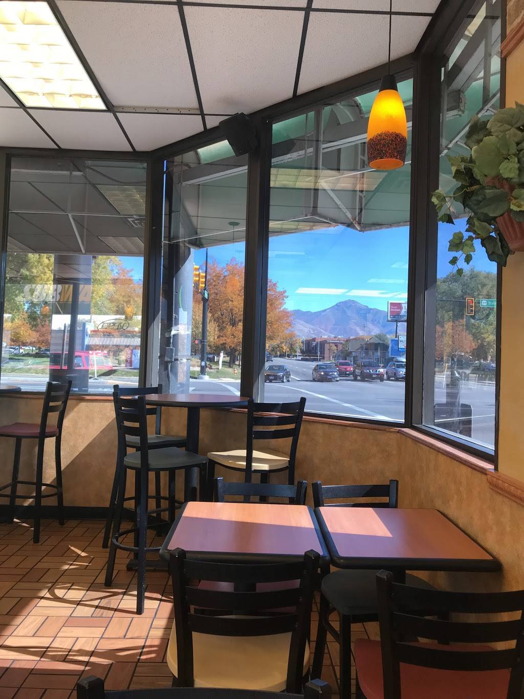 Subway | meal takeaway | 2090 S State St, Salt Lake City, UT 84115, USA | 8014855513 OR +1 801-485-5513