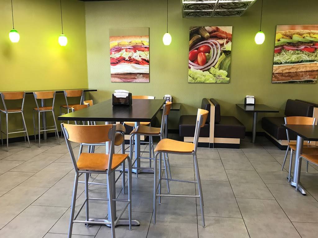 Deli Delicious | restaurant | 9000 Ming Ave #05, Bakersfield, CA 93311, USA | 6618580335 OR +1 661-858-0335