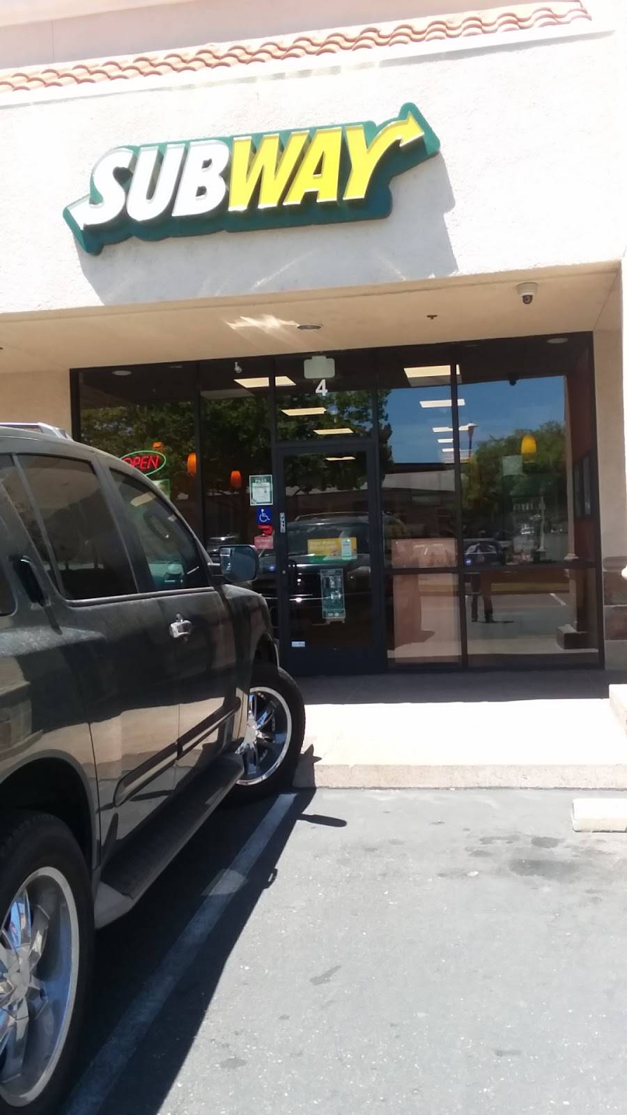 Subway | restaurant | 5460 Sunrise Blvd #4, Citrus Heights, CA 95610, USA | 9169657650 OR +1 916-965-7650