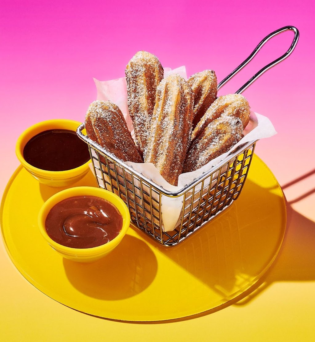 Dave & Busters | restaurant | 395 Gateway Dr, Brooklyn, NY 11239, USA | 7183686100 OR +1 718-368-6100