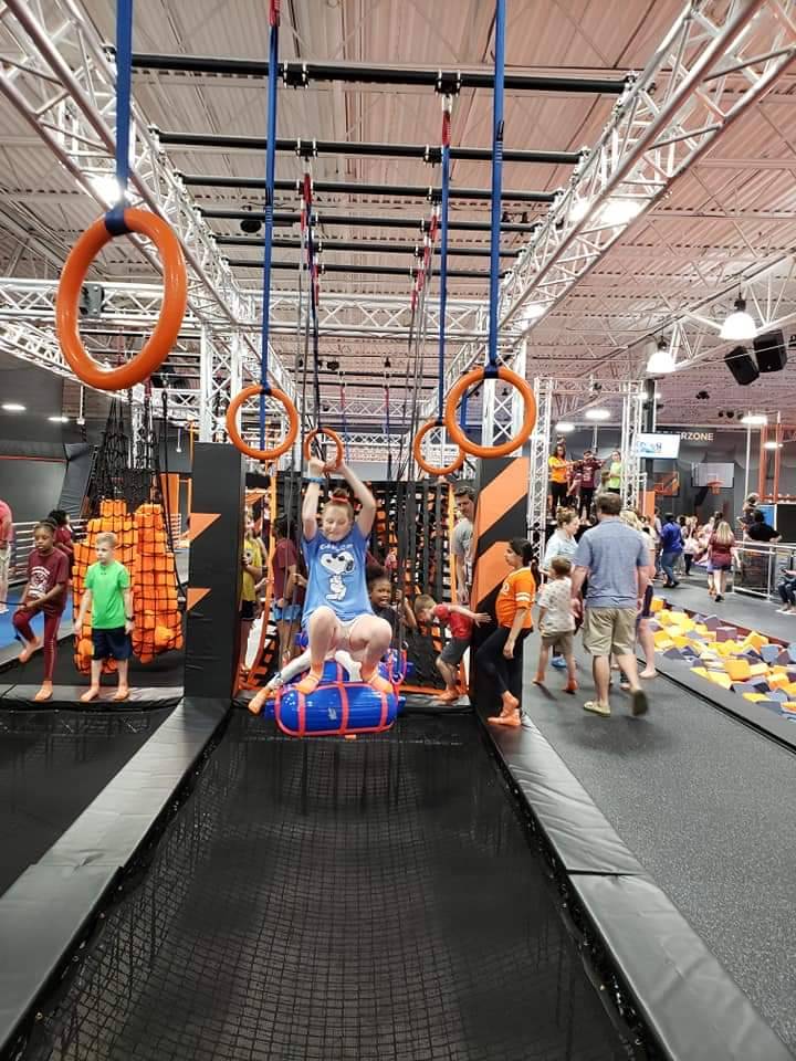 Sky Zone East Baltimore | restaurant | 8645 Pulaski Hwy, Rosedale, MD 21237, USA | 4108745050 OR +1 410-874-5050