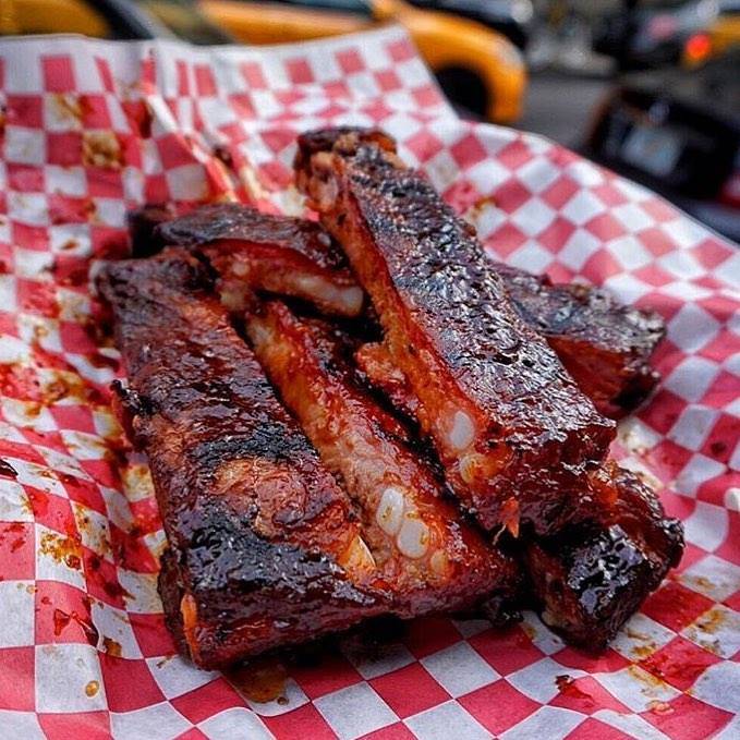 Brother Jimmys BBQ | restaurant | 196 Crown St, New Haven, CT 06510, USA | 2038239780 OR +1 203-823-9780