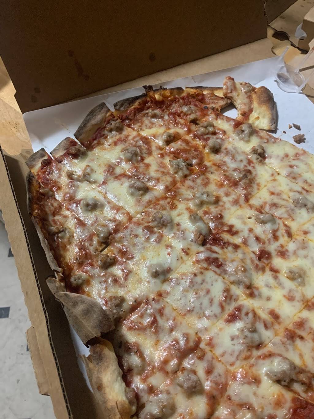 Jakes Pizza | meal delivery | 207 S 1st St, Montevideo, MN 56265, USA | 3202692115 OR +1 320-269-2115