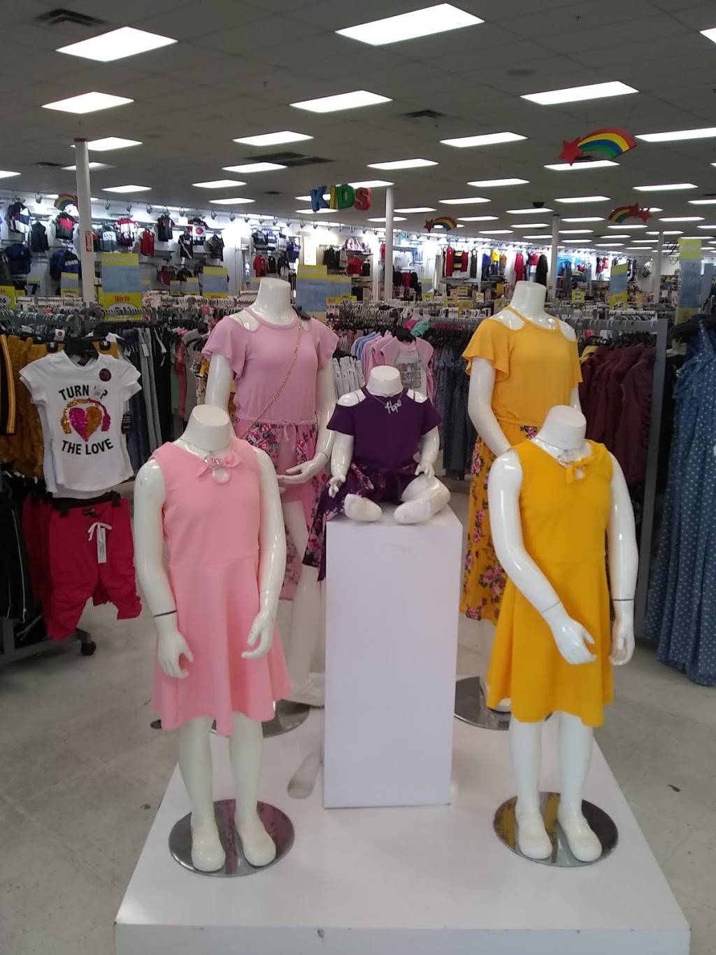 First Wok | restaurant | 3967 7th Street Rd, Louisville, KY 40216, USA | 5024480588 OR +1 502-448-0588