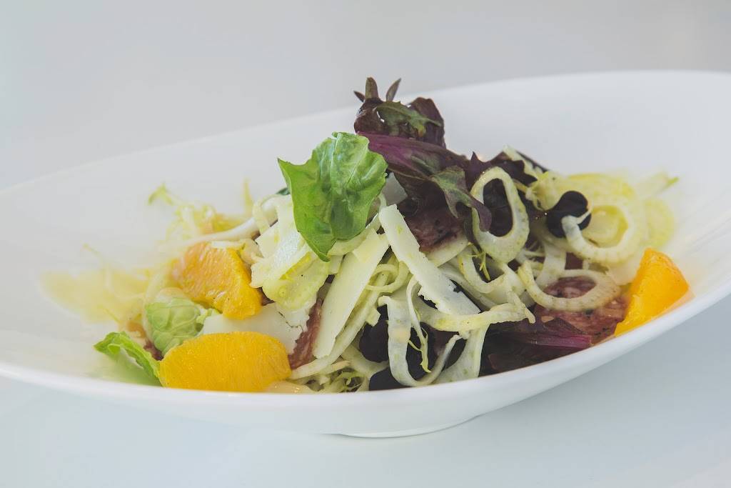 Chefs Not Here | restaurant | 8457 Melrose Ave, Los Angeles, CA 90069, USA | 3232724681 OR +1 323-272-4681