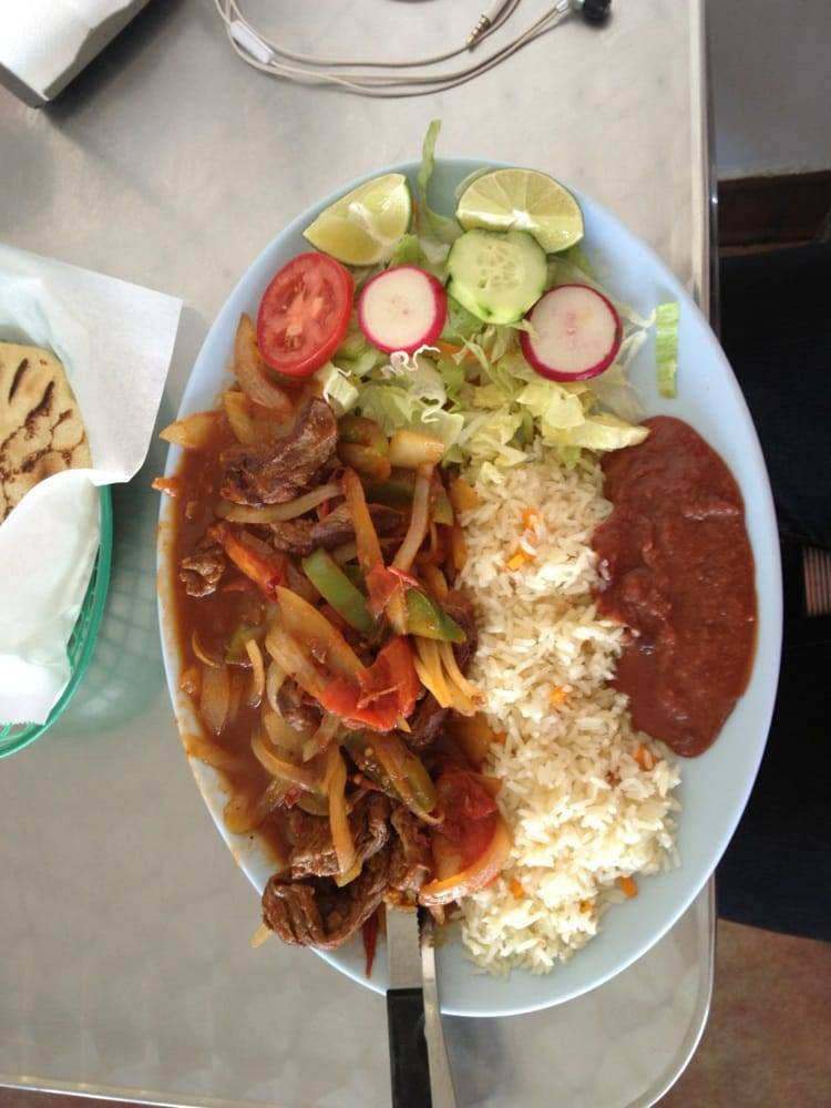 Estelas Restaurant | restaurant | 8955 Woodman Ave, Pacoima, CA 91331, USA | 8188948353 OR +1 818-894-8353