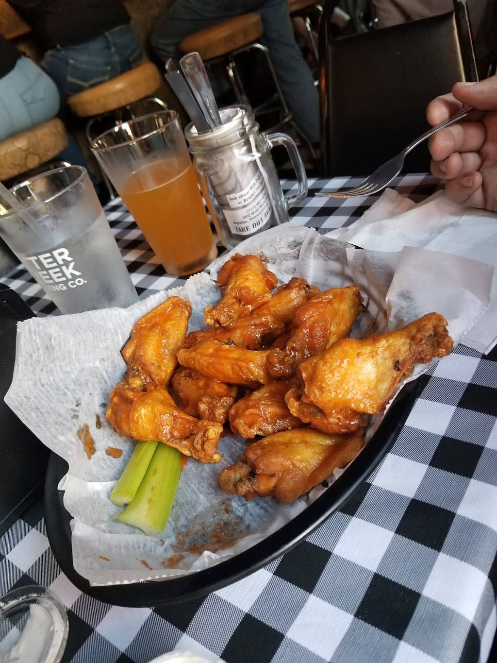 Corvette Grille | restaurant | 202 W Main St, Annville, PA 17003, USA | 7178674750 OR +1 717-867-4750