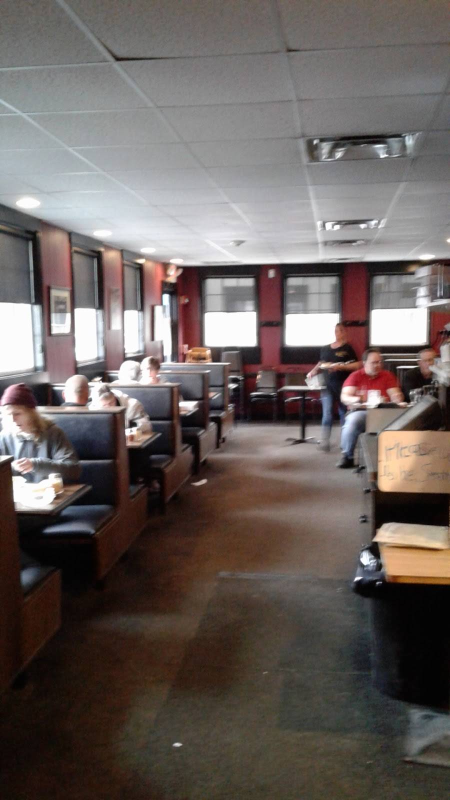 Montes Restaurant | restaurant | 141 Eastern Ave, Lynn, MA 01902, USA | 7815990478 OR +1 781-599-0478