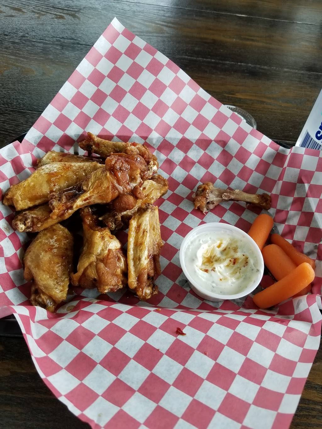 907 Wingman | restaurant | 3505 Spenard Rd, Anchorage, AK 99503, USA | 9073330033 OR +1 907-333-0033