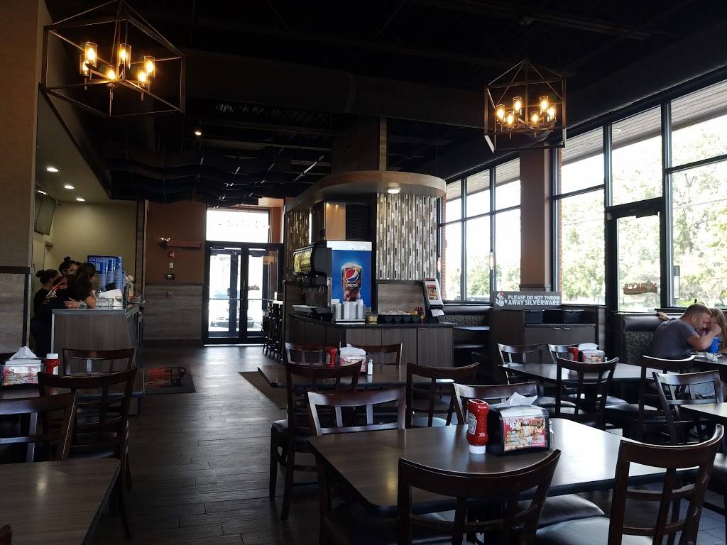 Yorkys | restaurant | 836 N York St, Elmhurst, IL 60126, USA | 6305302776 OR +1 630-530-2776