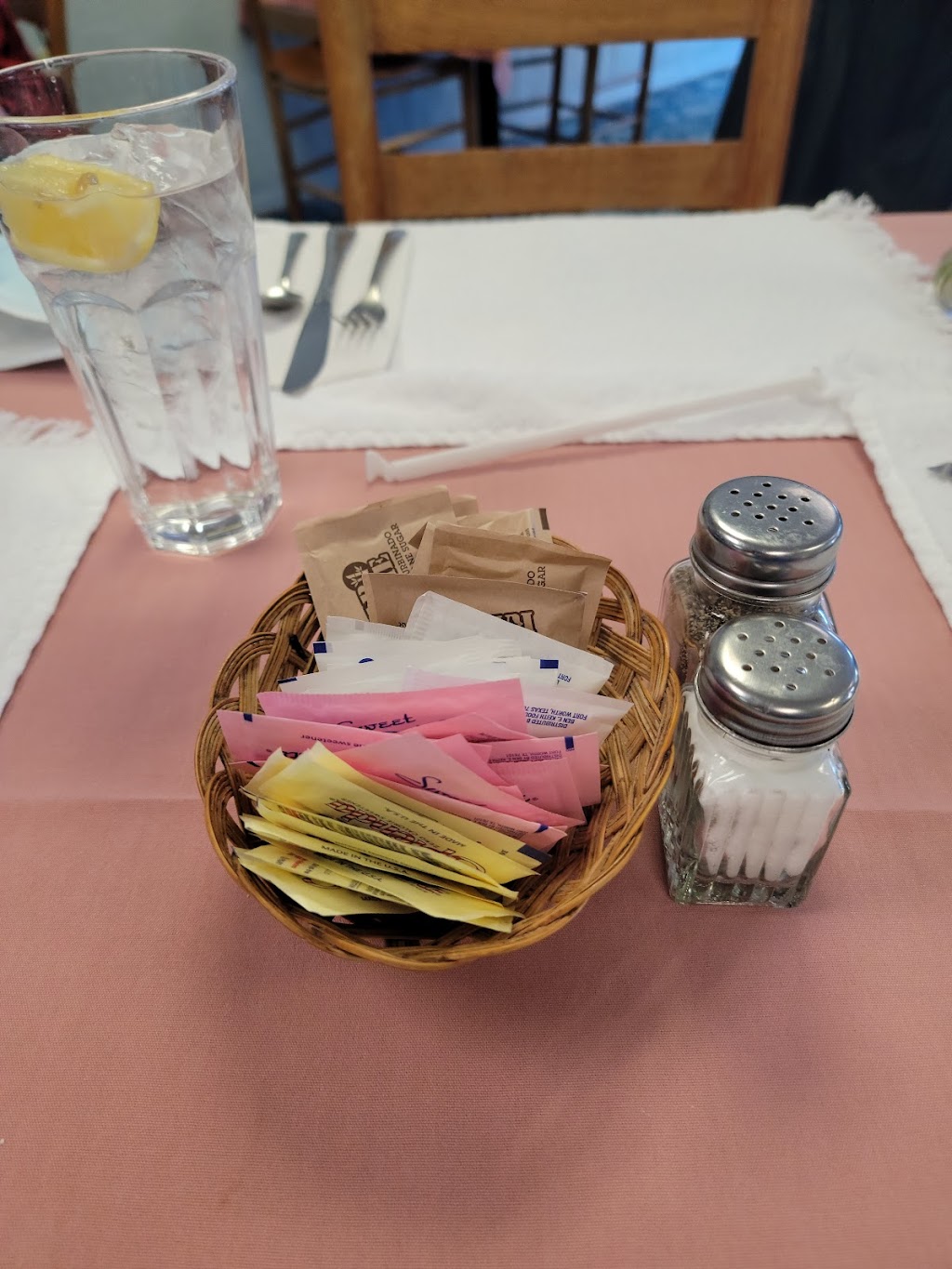 Annies Soup Kitchen | restaurant | 3107 Eubank Blvd NE, Albuquerque, NM 87111, USA | 5052968601 OR +1 505-296-8601