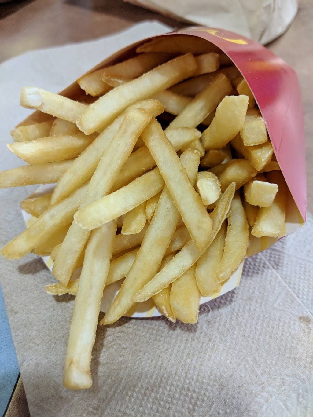 McDonalds | cafe | 1530 Albion Rd Unit F-1, Toronto, ON M9V 1B4, Canada | 4167460175 OR +1 416-746-0175