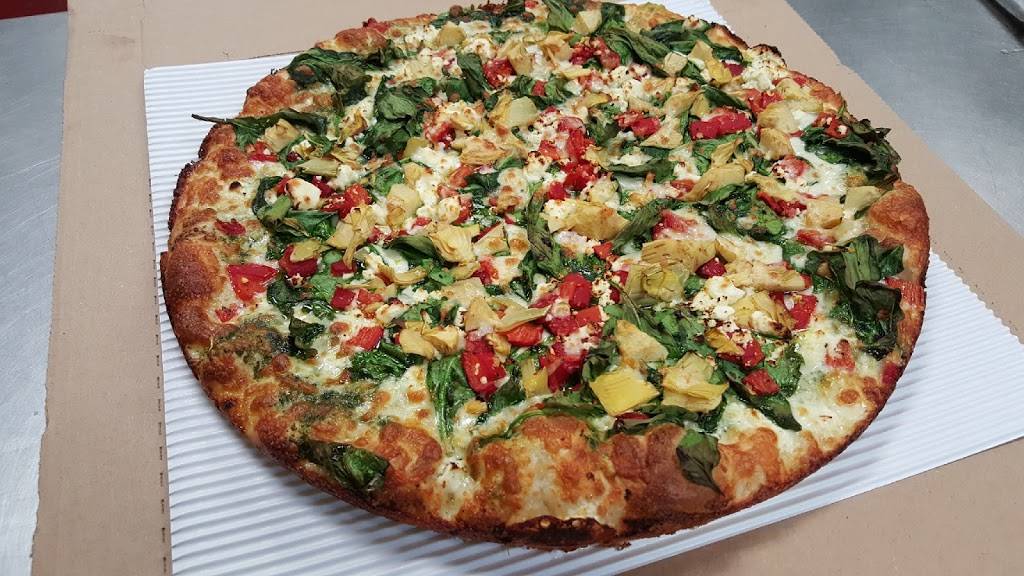 Hometown Pizza | restaurant | 7010 Gateway Park Dr, Village of Clarkston, MI 48346, USA | 2486204100 OR +1 248-620-4100