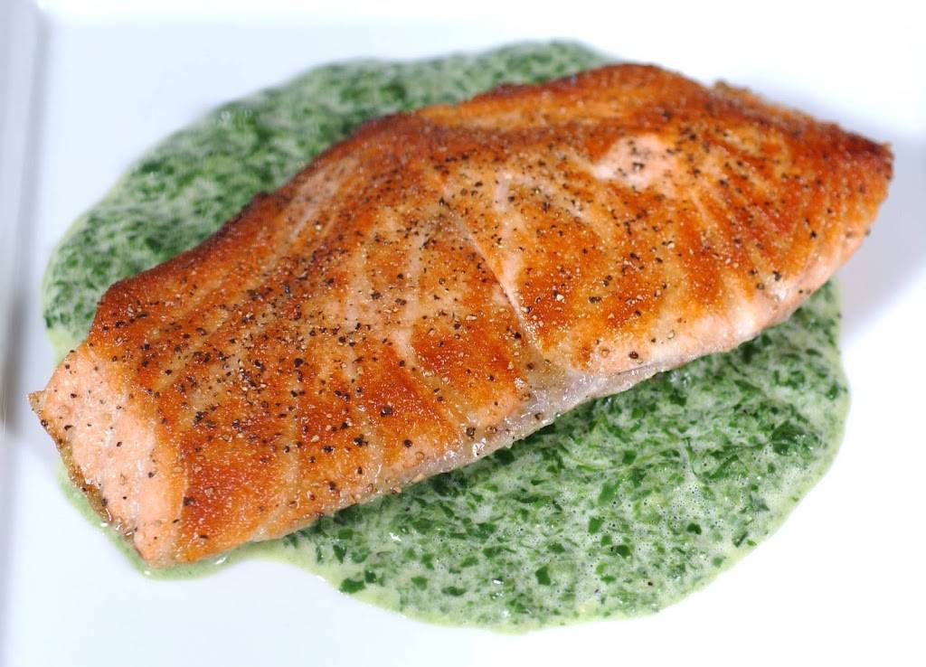 Farmers Market Bistro | restaurant | 9 E Old St, Petersburg, VA 23803, USA | 8043385400 OR +1 804-338-5400