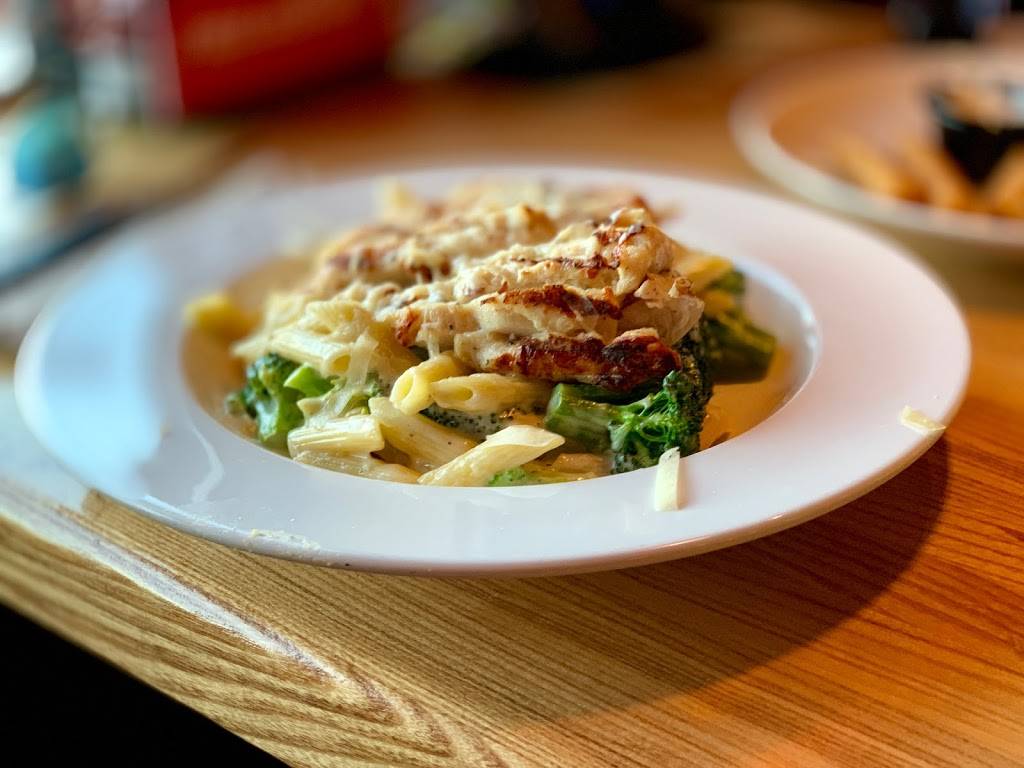 Applebees Grill + Bar | restaurant | 5265 Wadsworth Bypass, Arvada, CO 80002, USA | 3034211032 OR +1 303-421-1032