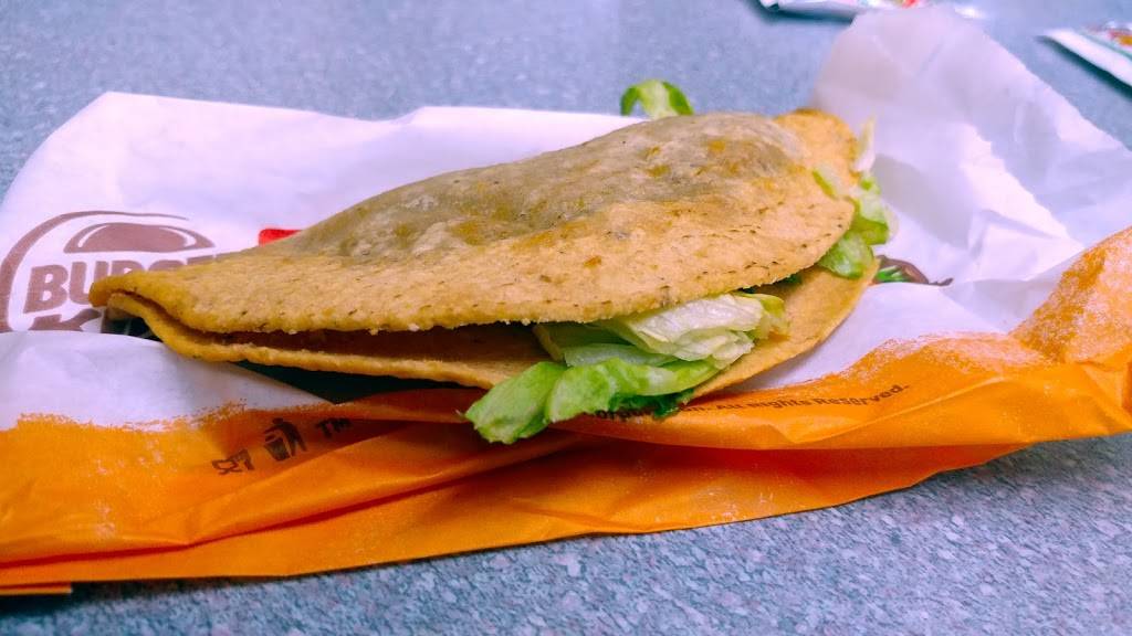 Burger King | restaurant | Cassidy Rd Bldg 196, Fort Bliss, TX 79916, USA | 9155668633 OR +1 915-566-8633