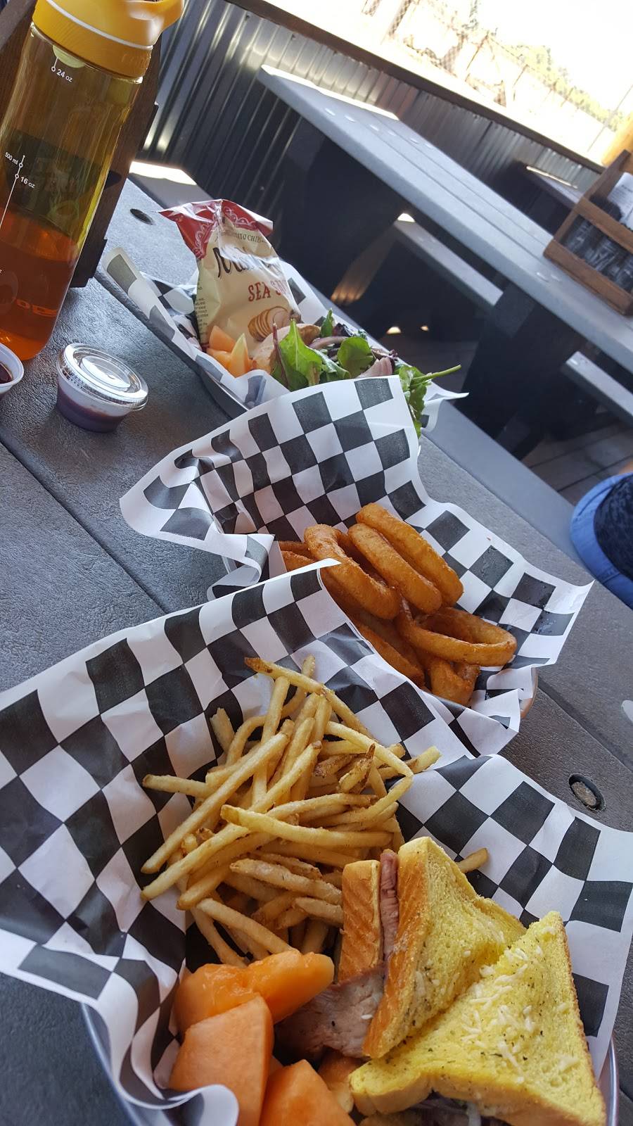 The Tri-Tipery | restaurant | 11359 Newport Rd, Ballico, CA 95303, USA | 2096348849 OR +1 209-634-8849