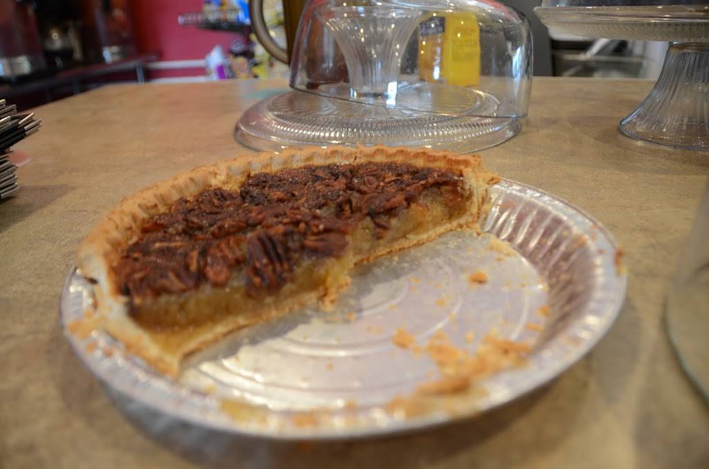 Momma Ds Restaurant | restaurant | Elkmont, AL 35620, USA | 2564233111 OR +1 256-423-3111