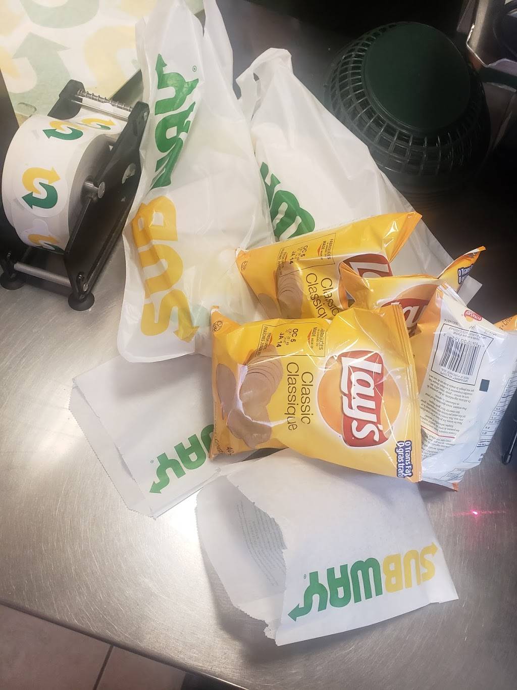 Subway | restaurant | 1542 Jane St Unit 1, North York, ON M9N 2R5, Canada | 6474354217 OR +1 647-435-4217