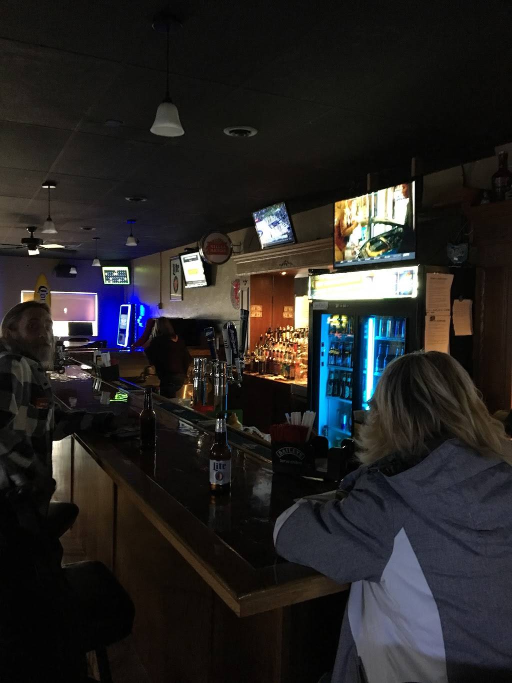 Koozies Pub | restaurant | 5278 Pearl Rd, Parma, OH 44129, USA | 2167955970 OR +1 216-795-5970