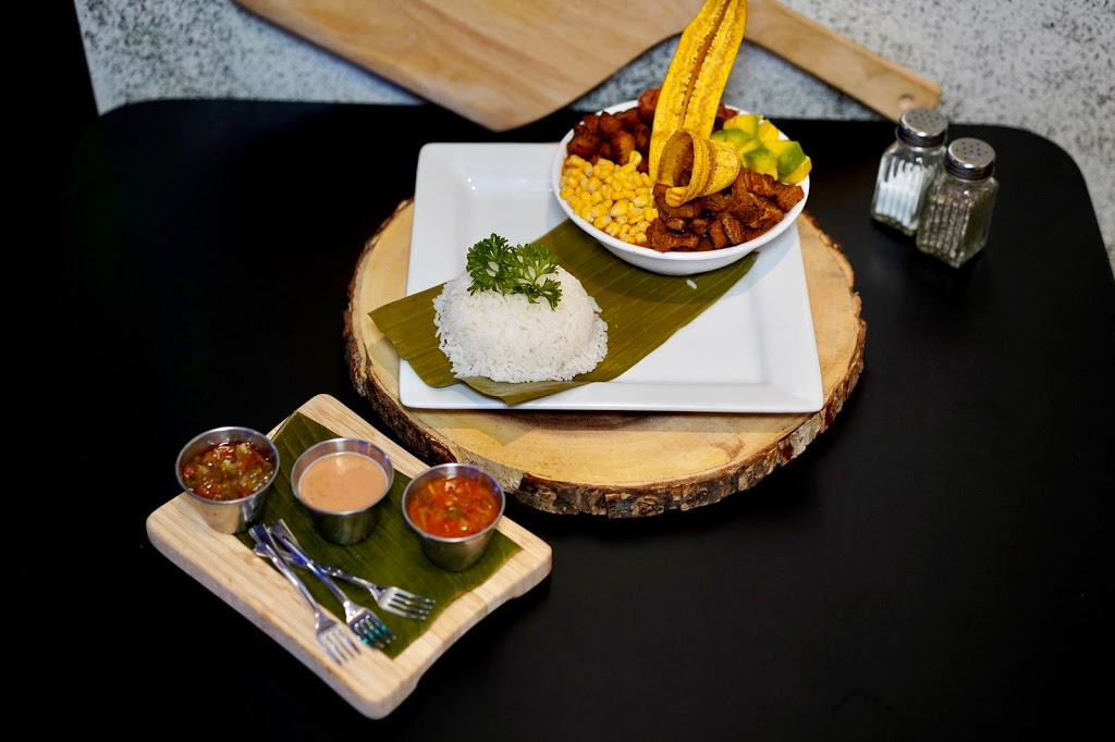 574 Restaurant & Lounge | restaurant | 110 School St, Pawtucket, RI 02860, USA | 4013355959 OR +1 401-335-5959