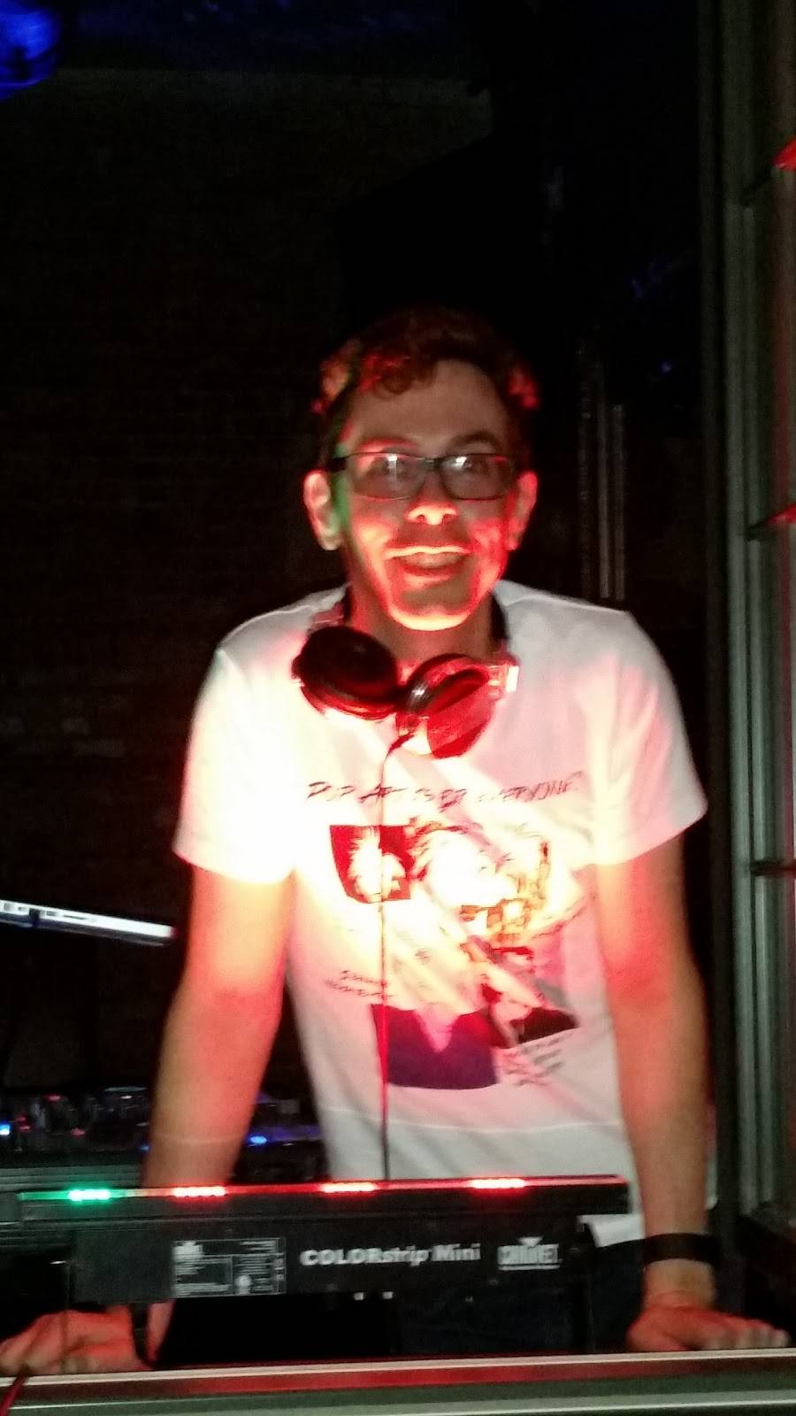 Union Tavern | restaurant | 51 Market St, Poughkeepsie, NY 12601, USA | 8452325675 OR +1 845-232-5675