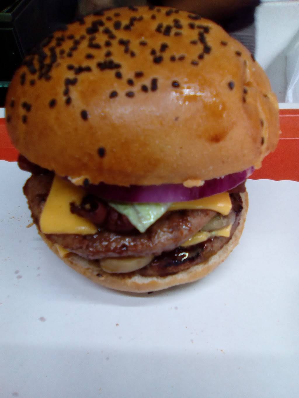 Bayos burger | restaurant | Av Mexico 1706, Buenaventura, 22880 Ensenada, B.C., Mexico | 016461207153 OR +52 646 120 7153