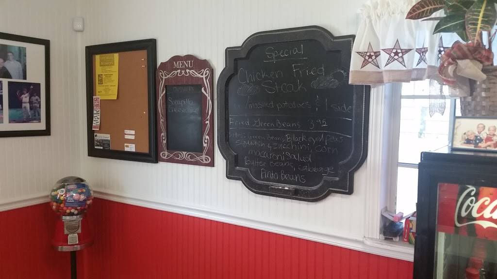 Carlas Snak Shak | meal takeaway | 323 S Main St, Highlands, TX 77562, USA | 2814263709 OR +1 281-426-3709