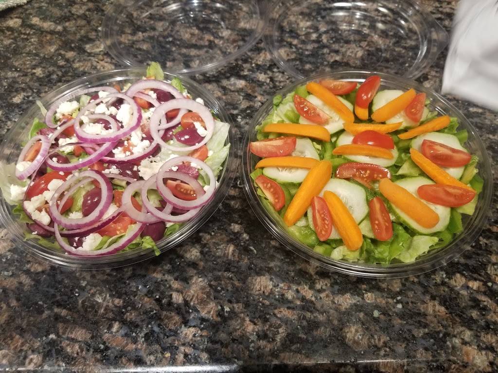 Singas Famous Pizza | meal delivery | 6353 108th St, Forest Hills, NY 11375, USA | 7184593441 OR +1 718-459-3441