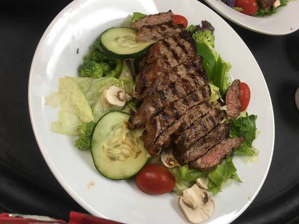 Kavanaughs | Esquire Club | restaurant | 1025 N Sherman Ave, Madison, WI 53704, USA | 6082490193 OR +1 608-249-0193