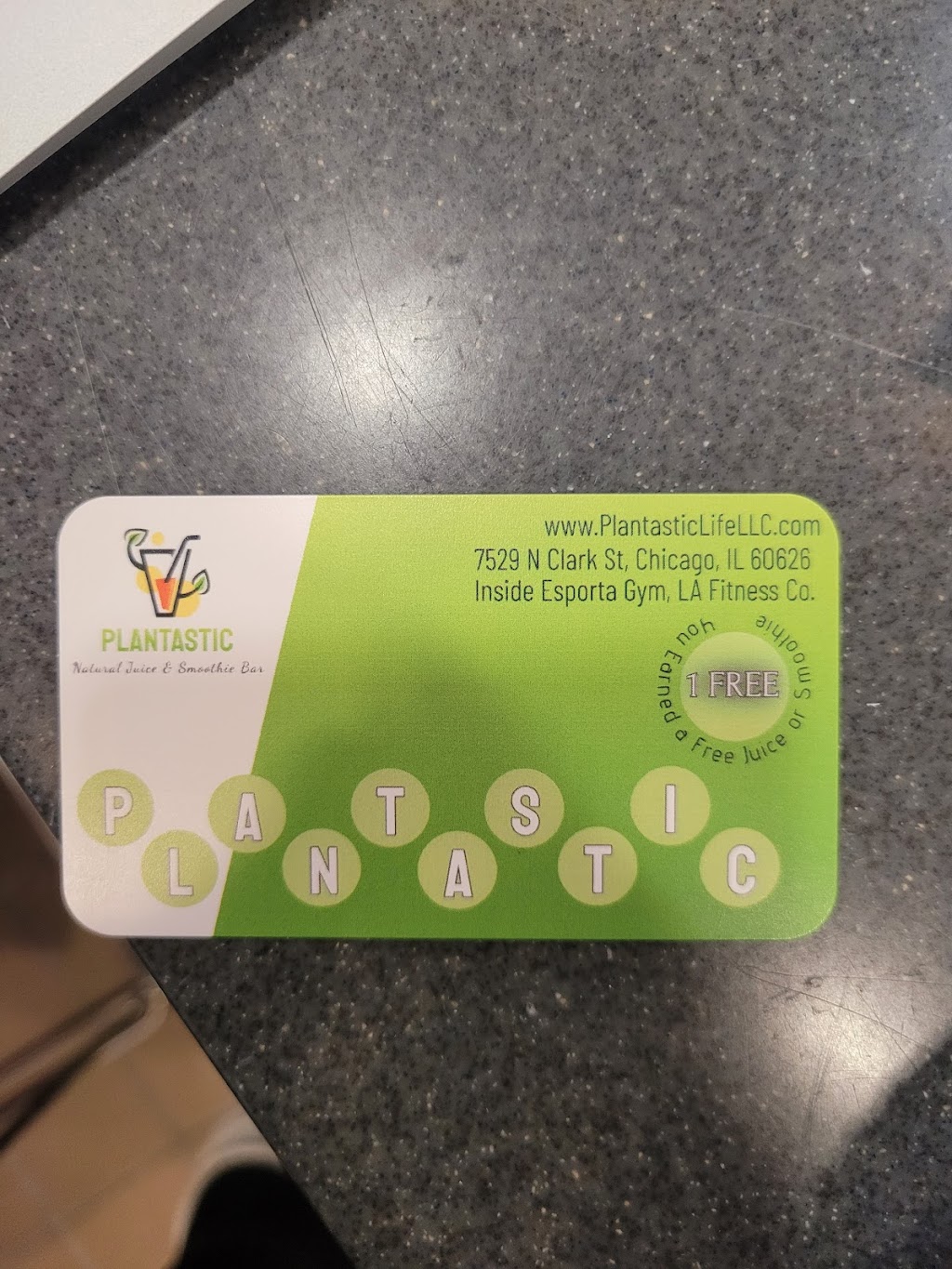 PLANTASTIC Natural Juices & Smoothies | restaurant | Inside Esporta Gym, an LA Fitness, 7529 N Clark St, Chicago, IL 60626, USA | 7736810110 OR +1 773-681-0110