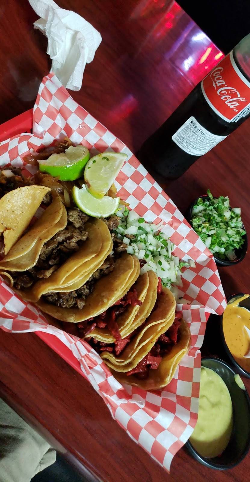 Fitos (Tacos De Trompo) | restaurant | 4412 Main St, Dallas, TX 75226, USA | 9728076192 OR +1 972-807-6192