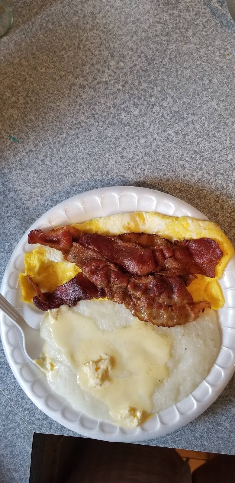 B & C Restaurant | restaurant | 1105 W 3rd St, Chester, PA 19013, USA | 6108723510 OR +1 610-872-3510