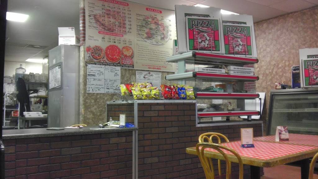 Gezzinys Pizza | restaurant | 38750 Trade Center Dr, Palmdale, CA 93551, USA | 6612663600 OR +1 661-266-3600