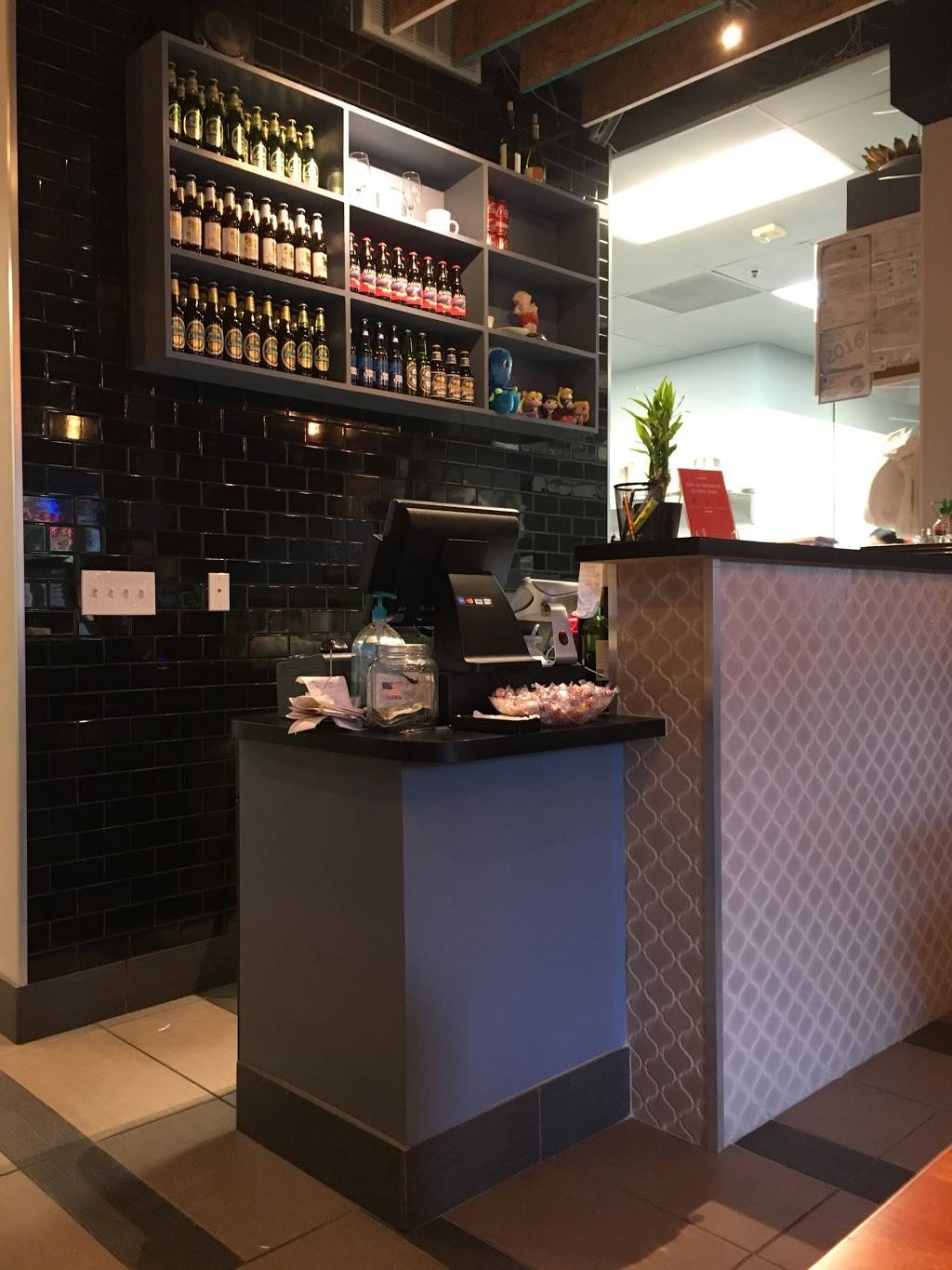 Panwa Thai | restaurant | 812 12th Ave, Seattle, WA 98122, USA | 2063255828 OR +1 206-325-5828