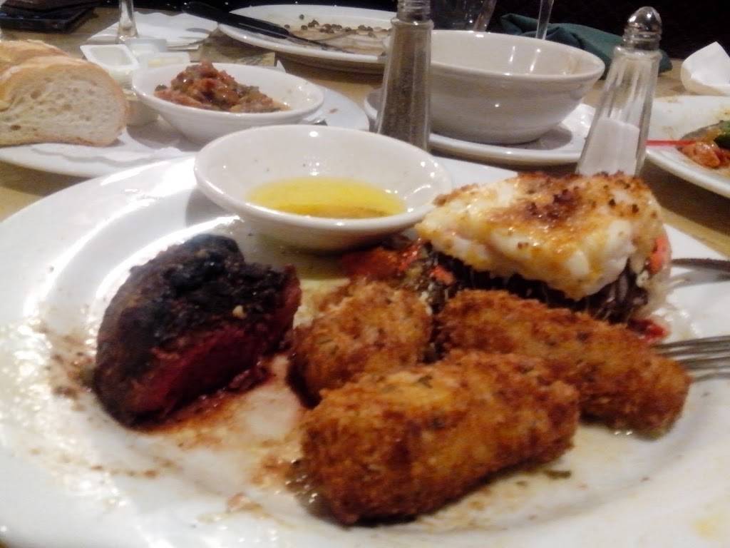 Fratelli | restaurant | 2507 Eastchester Rd, Bronx, NY 10469, USA | 7185472489 OR +1 718-547-2489