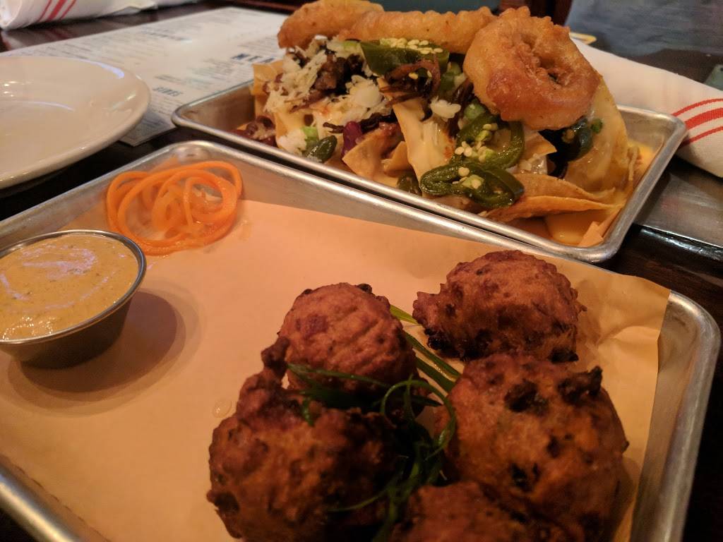 Magnolia Smokehouse | restaurant | 6 Harvard Square, Brookline, MA 02445, USA | 6175663782 OR +1 617-566-3782