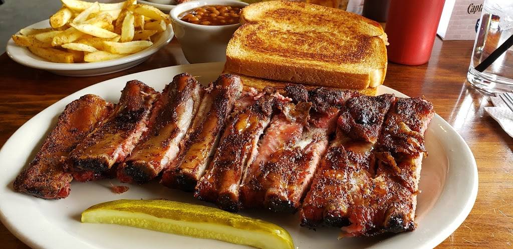 B&C Barbeque | restaurant | 355 North Washington Street, Wichita, KS 67202, USA | 3162638815 OR +1 316-263-8815