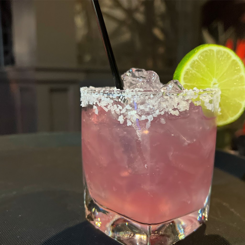 MÉLANGE | restaurant | 221 Market Ave N, Canton, OH 44702, USA | 3305875566 OR +1 330-587-5566