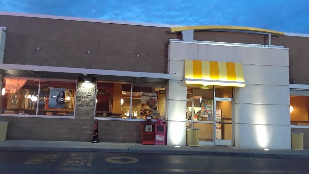 McDonalds | cafe | 1470 E Wooster St, Bowling Green, OH 43402, USA | 4193539871 OR +1 419-353-9871