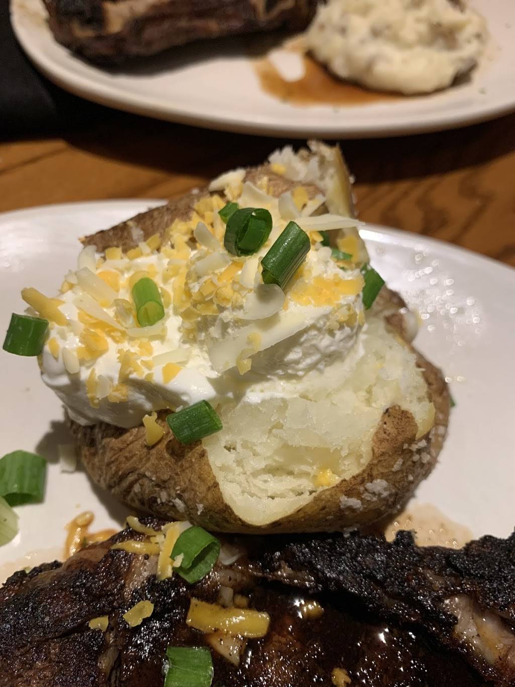 Outback Steakhouse | restaurant | 1954 W Ridge Rd, Rochester, NY 14626, USA | 5854530640 OR +1 585-453-0640